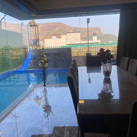 Mount Resorts Lonavala 5 Bhk Luxurious Villa With Private Pool And Full Size Cricket Football Turf Buitenkant foto