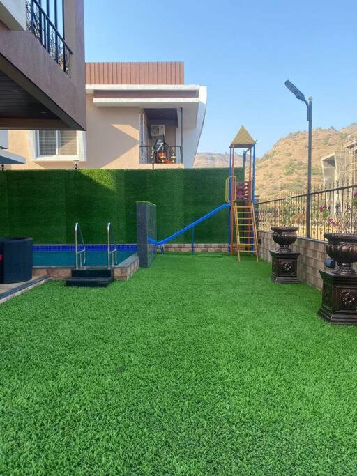 Mount Resorts Lonavala 5 Bhk Luxurious Villa With Private Pool And Full Size Cricket Football Turf Buitenkant foto