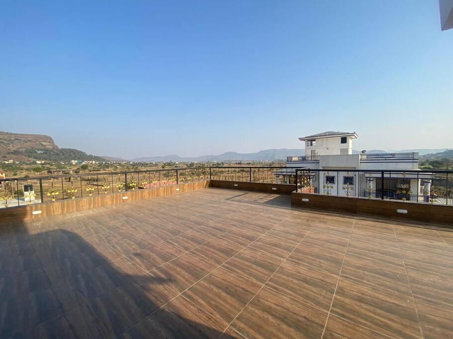 Mount Resorts Lonavala 5 Bhk Luxurious Villa With Private Pool And Full Size Cricket Football Turf Buitenkant foto
