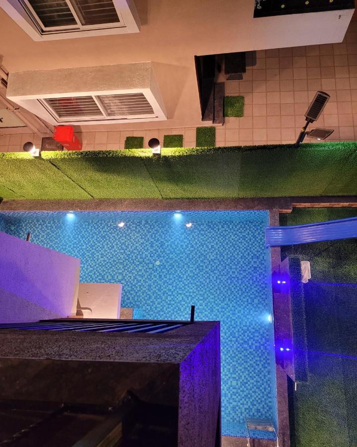Mount Resorts Lonavala 5 Bhk Luxurious Villa With Private Pool And Full Size Cricket Football Turf Buitenkant foto