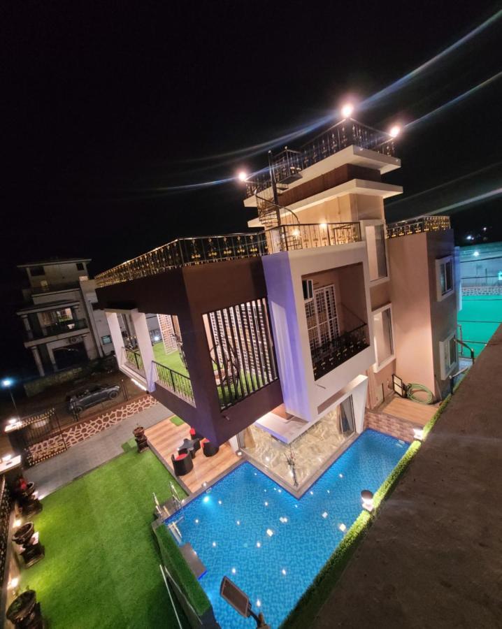 Mount Resorts Lonavala 5 Bhk Luxurious Villa With Private Pool And Full Size Cricket Football Turf Buitenkant foto
