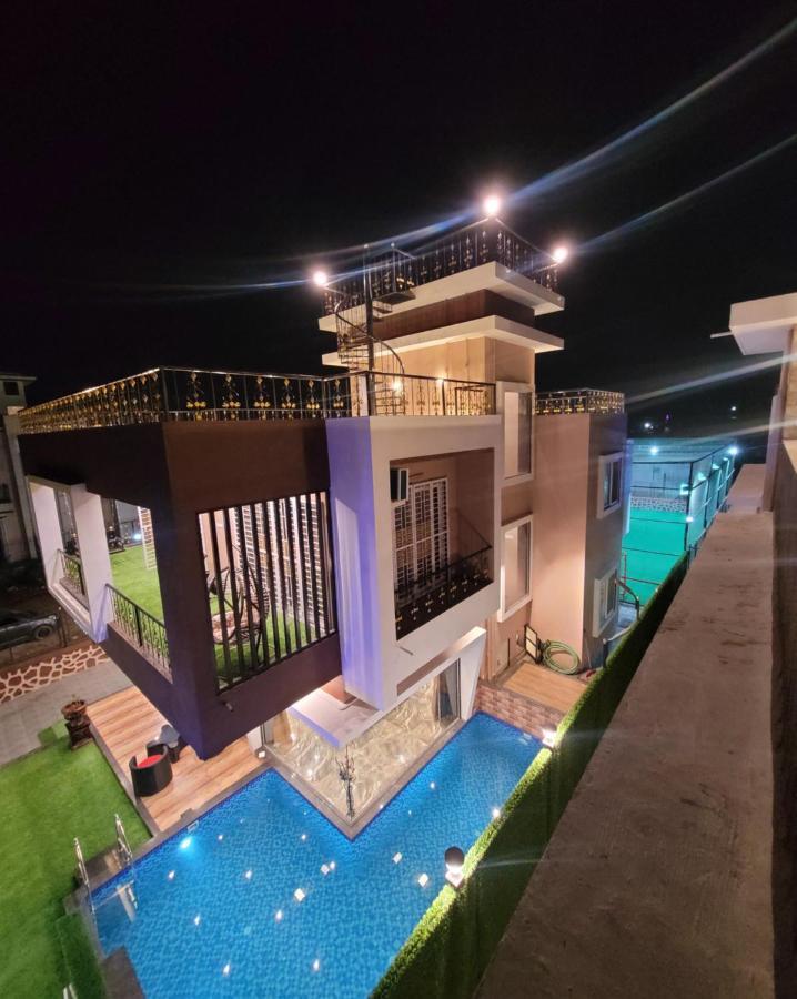 Mount Resorts Lonavala 5 Bhk Luxurious Villa With Private Pool And Full Size Cricket Football Turf Buitenkant foto