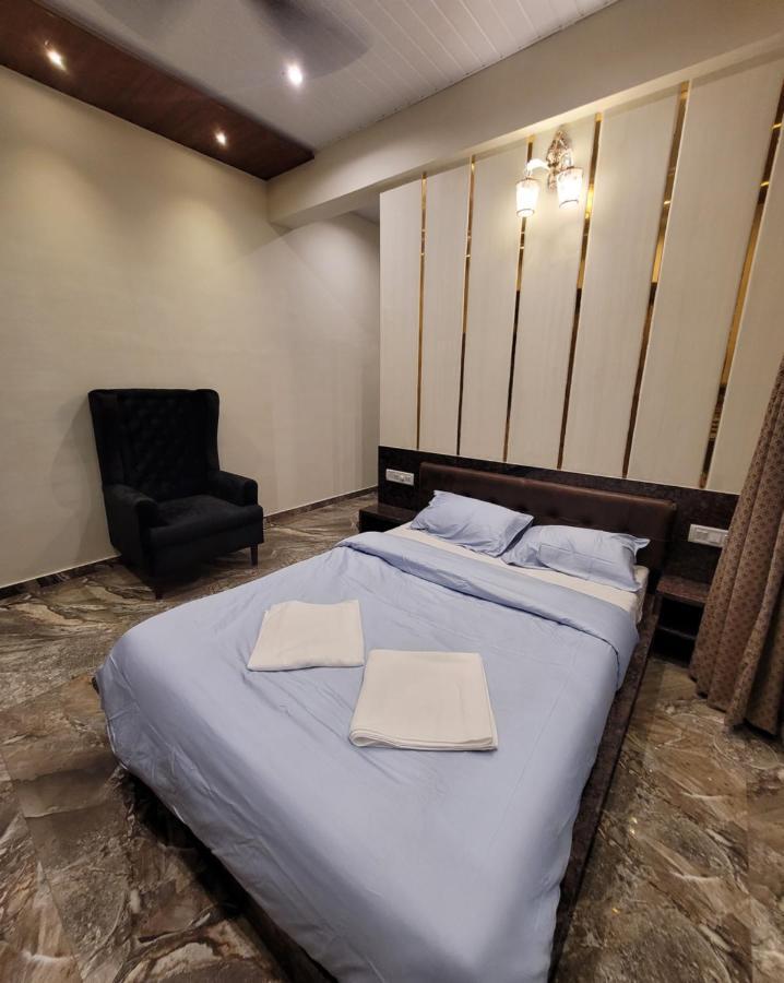Mount Resorts Lonavala 5 Bhk Luxurious Villa With Private Pool And Full Size Cricket Football Turf Buitenkant foto