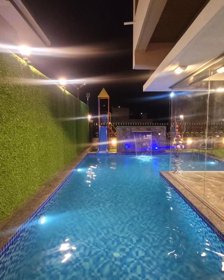 Mount Resorts Lonavala 5 Bhk Luxurious Villa With Private Pool And Full Size Cricket Football Turf Buitenkant foto