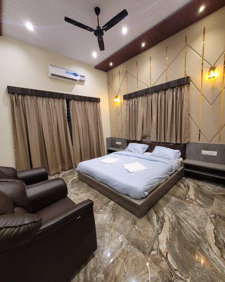 Mount Resorts Lonavala 5 Bhk Luxurious Villa With Private Pool And Full Size Cricket Football Turf Buitenkant foto