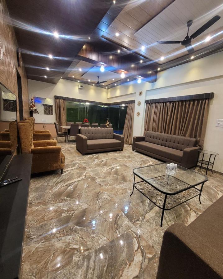 Mount Resorts Lonavala 5 Bhk Luxurious Villa With Private Pool And Full Size Cricket Football Turf Buitenkant foto